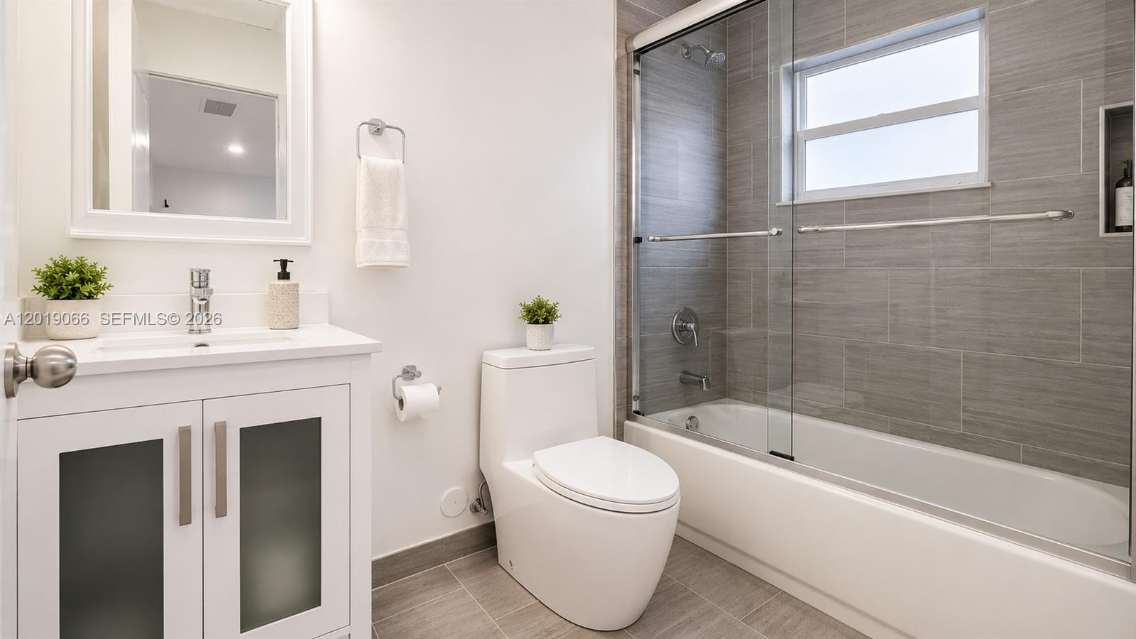 See details / 2166 sq. ft. $ 2026-07-01 0 Photo