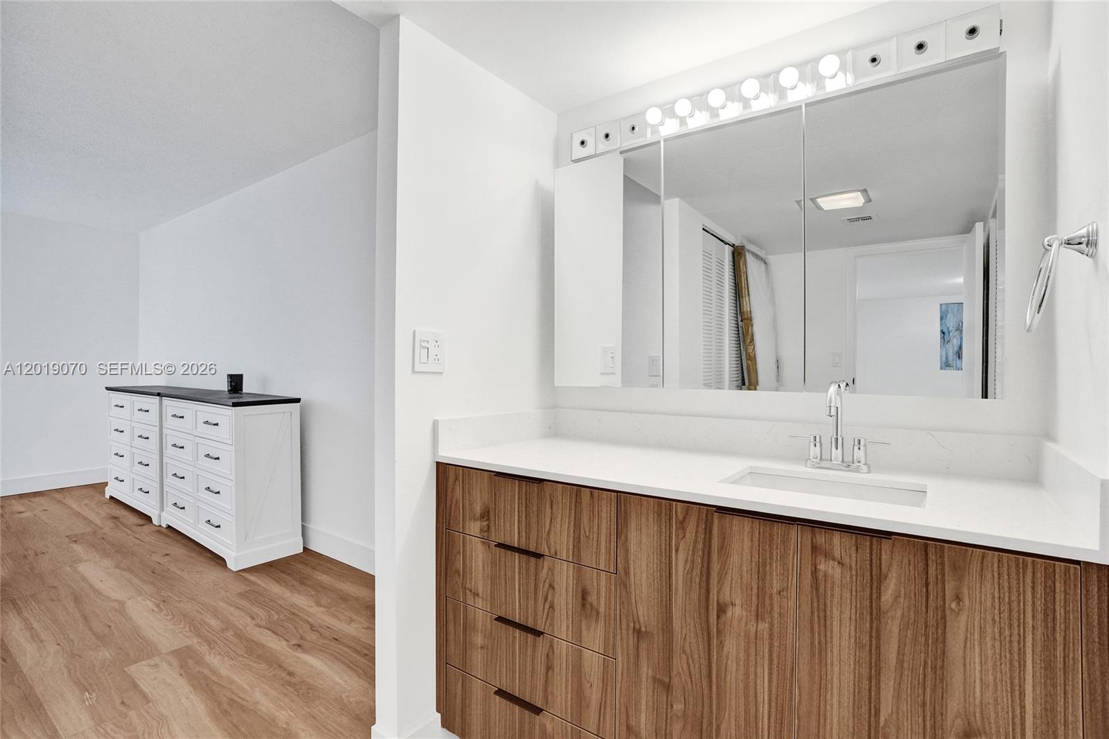 Photo of 20379 Country Club Dr  #1440, Aventura, Florida, 33180 - 