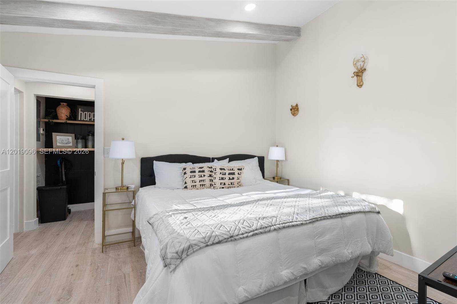 See details / 2836 sq. ft. $ 2026-05-14 0 Photo