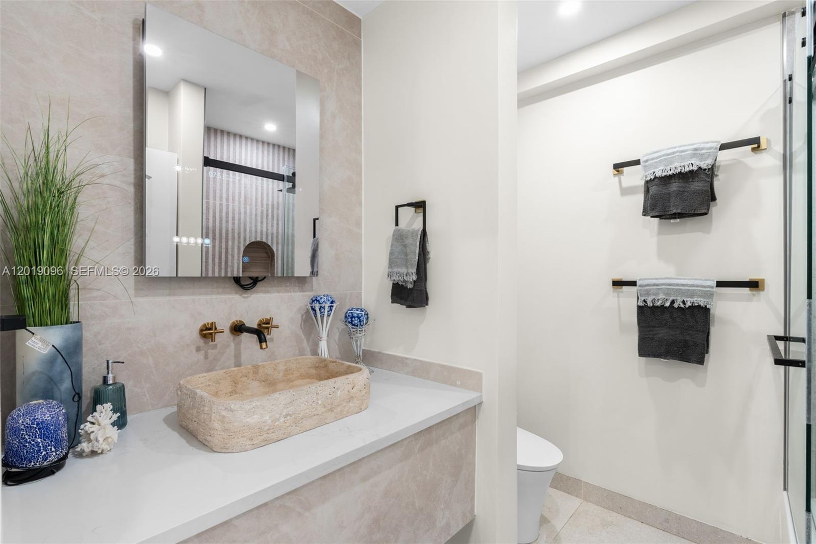 See details / 2836 sq. ft. $ 2026-05-14 0 Photo