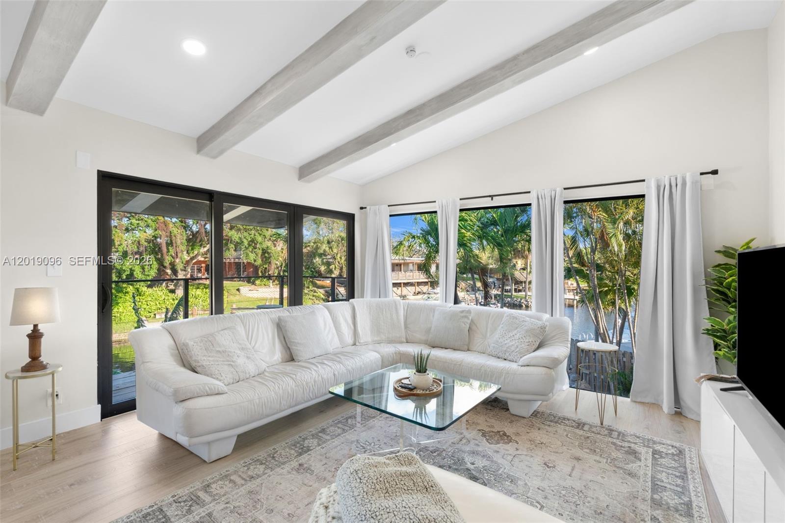 See details / 2836 sq. ft. $ 2026-05-14 0 Photo