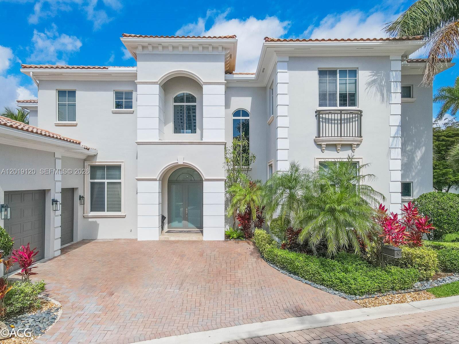 Photo of 1480 Windjammer Way  (1480), Hollywood, Florida, 33019 - 