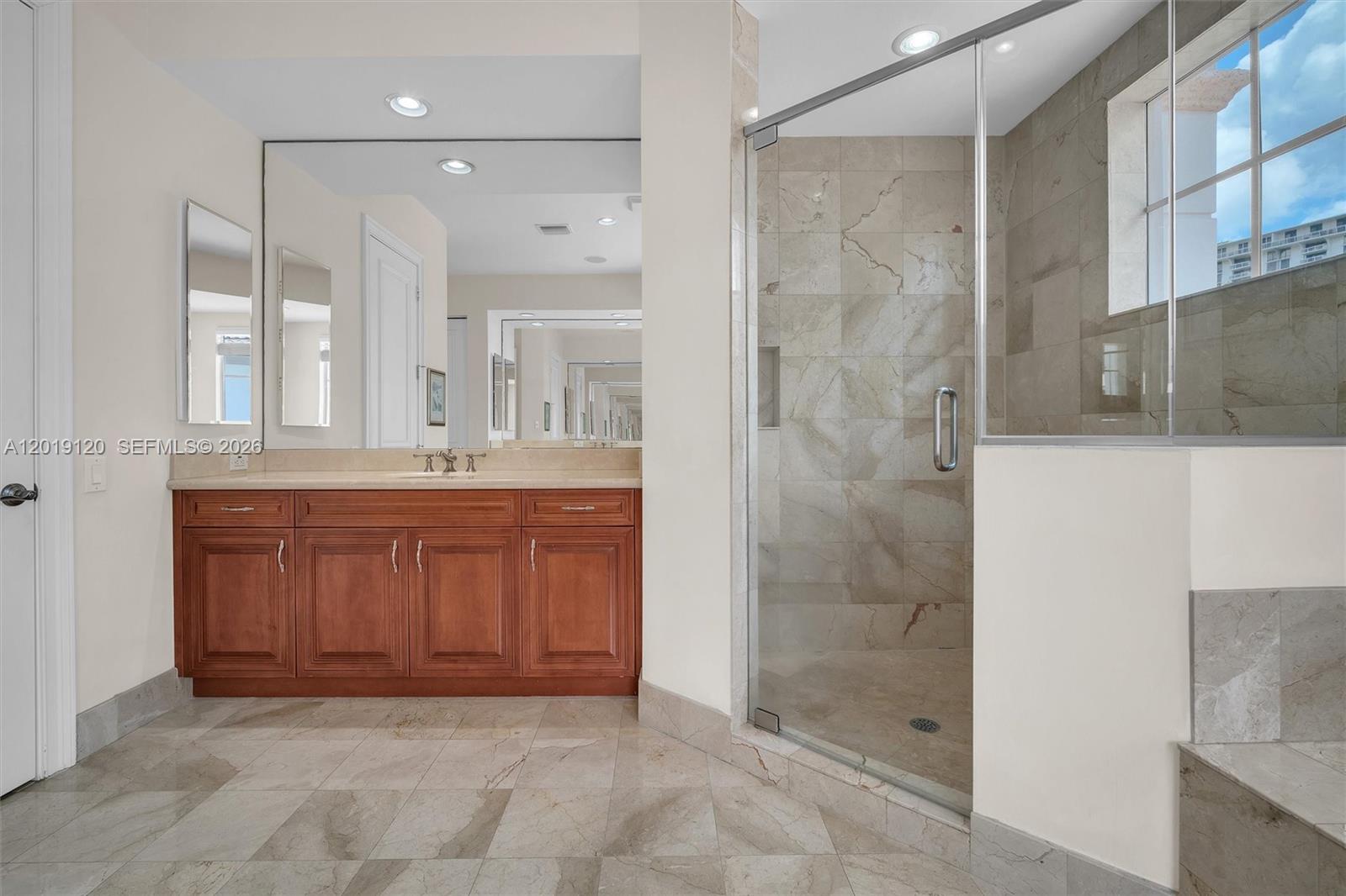 Photo of 1480 Windjammer Way  (1480), Hollywood, Florida, 33019 - 