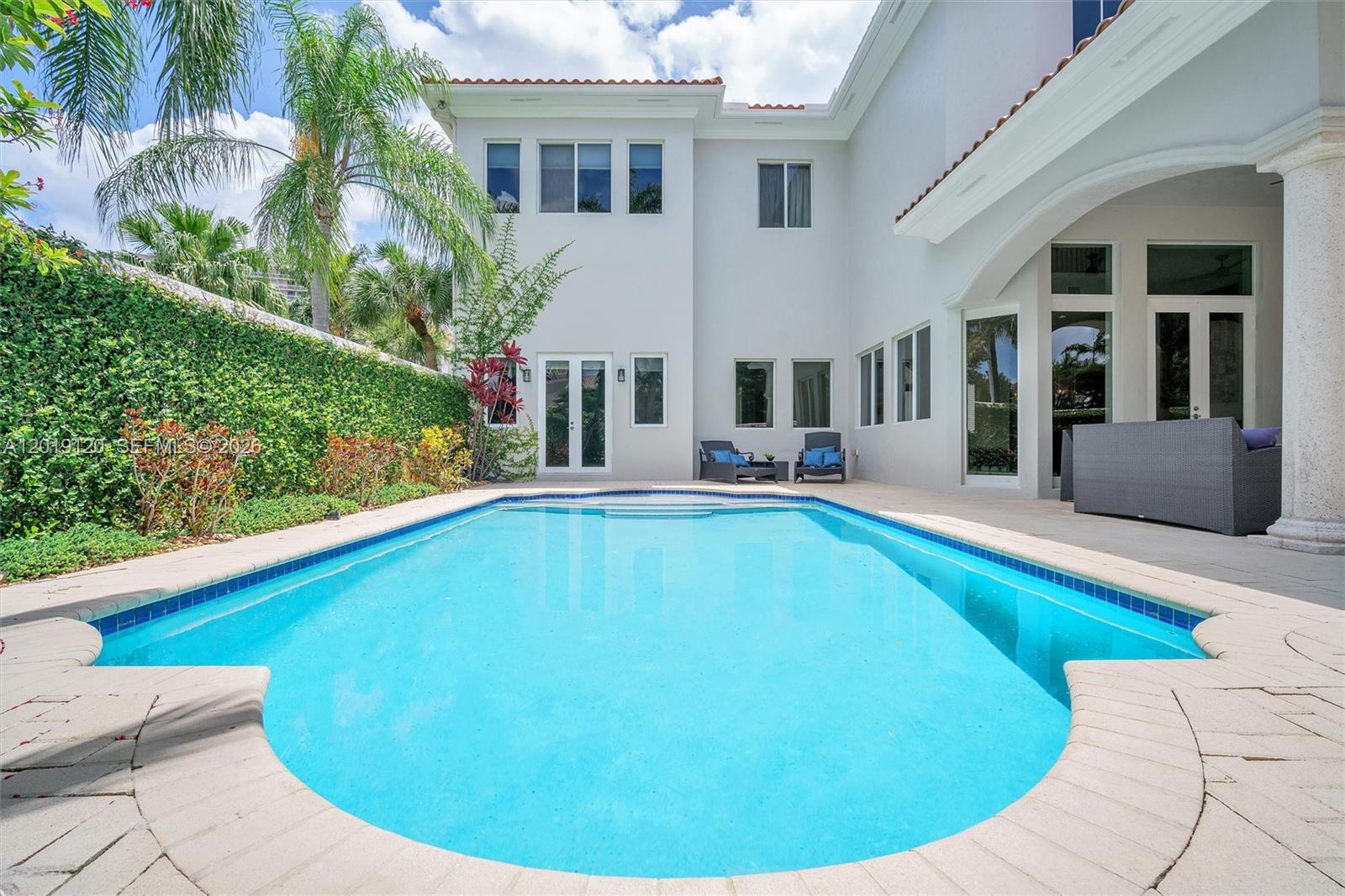 Photo of 1480 Windjammer Way  (1480), Hollywood, Florida, 33019 - 