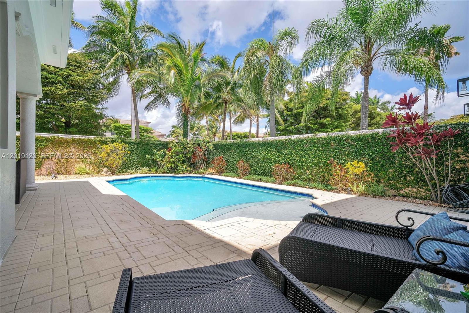 Photo of 1480 Windjammer Way  (1480), Hollywood, Florida, 33019 - 