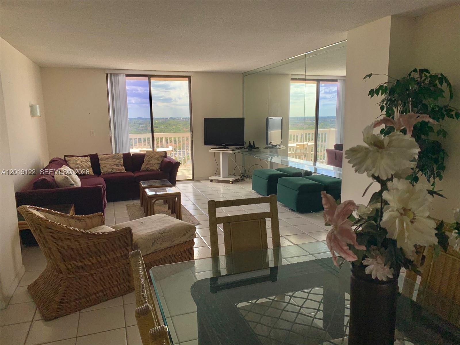 Photo of 1500 Ocean Dr  #17E, Hollywood, Florida, 33019 - 