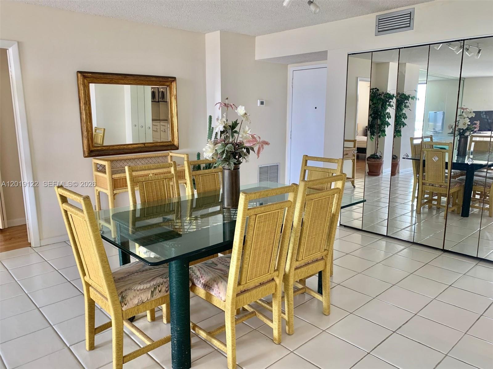 Photo of 1500 Ocean Dr  #17E, Hollywood, Florida, 33019 - 