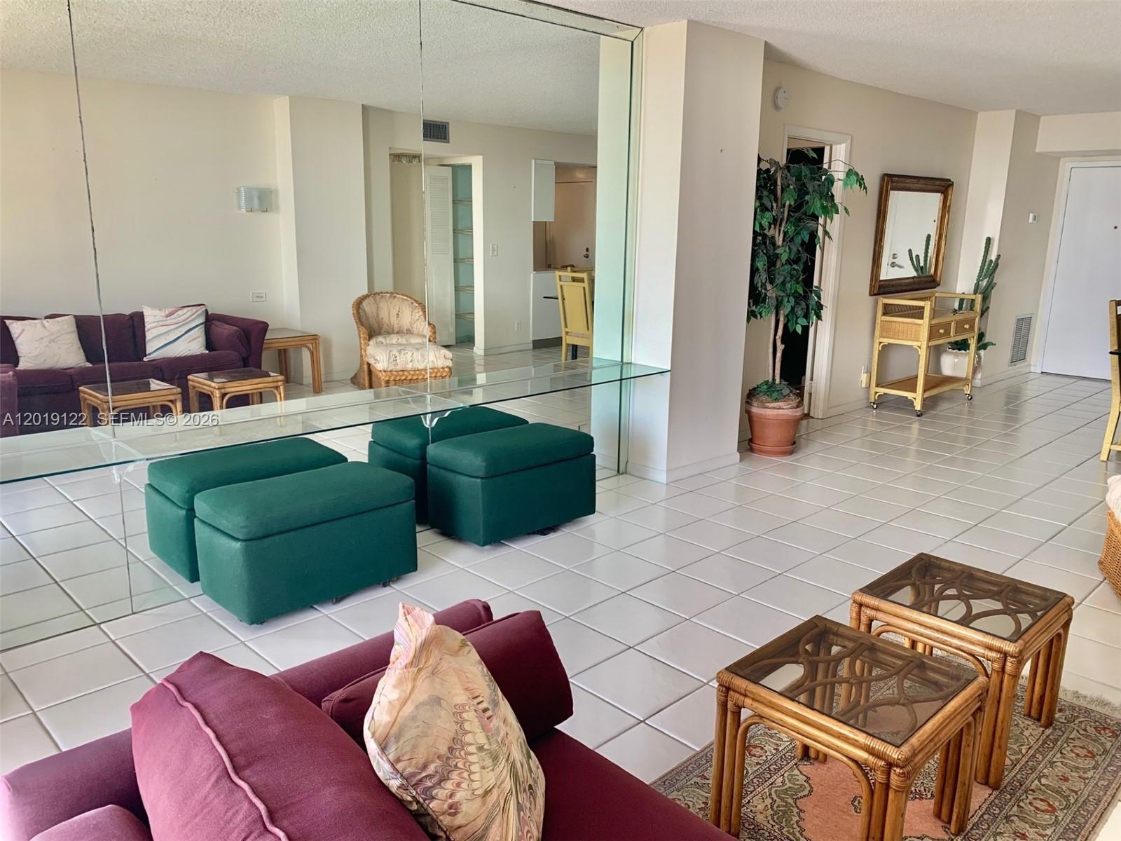 Photo of 1500 Ocean Dr  #17E, Hollywood, Florida, 33019 - 