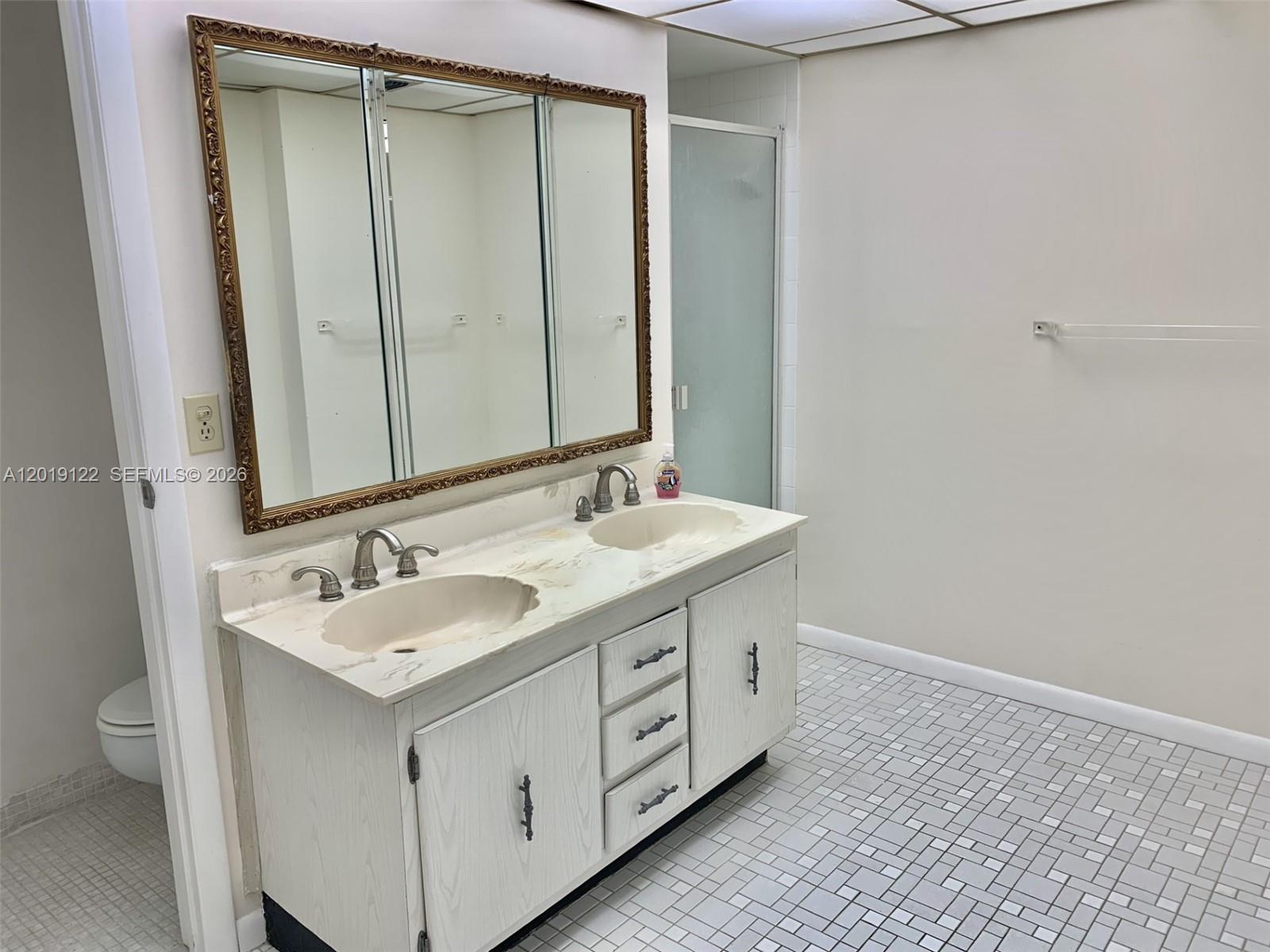 Photo of 1500 Ocean Dr  #17E, Hollywood, Florida, 33019 - 