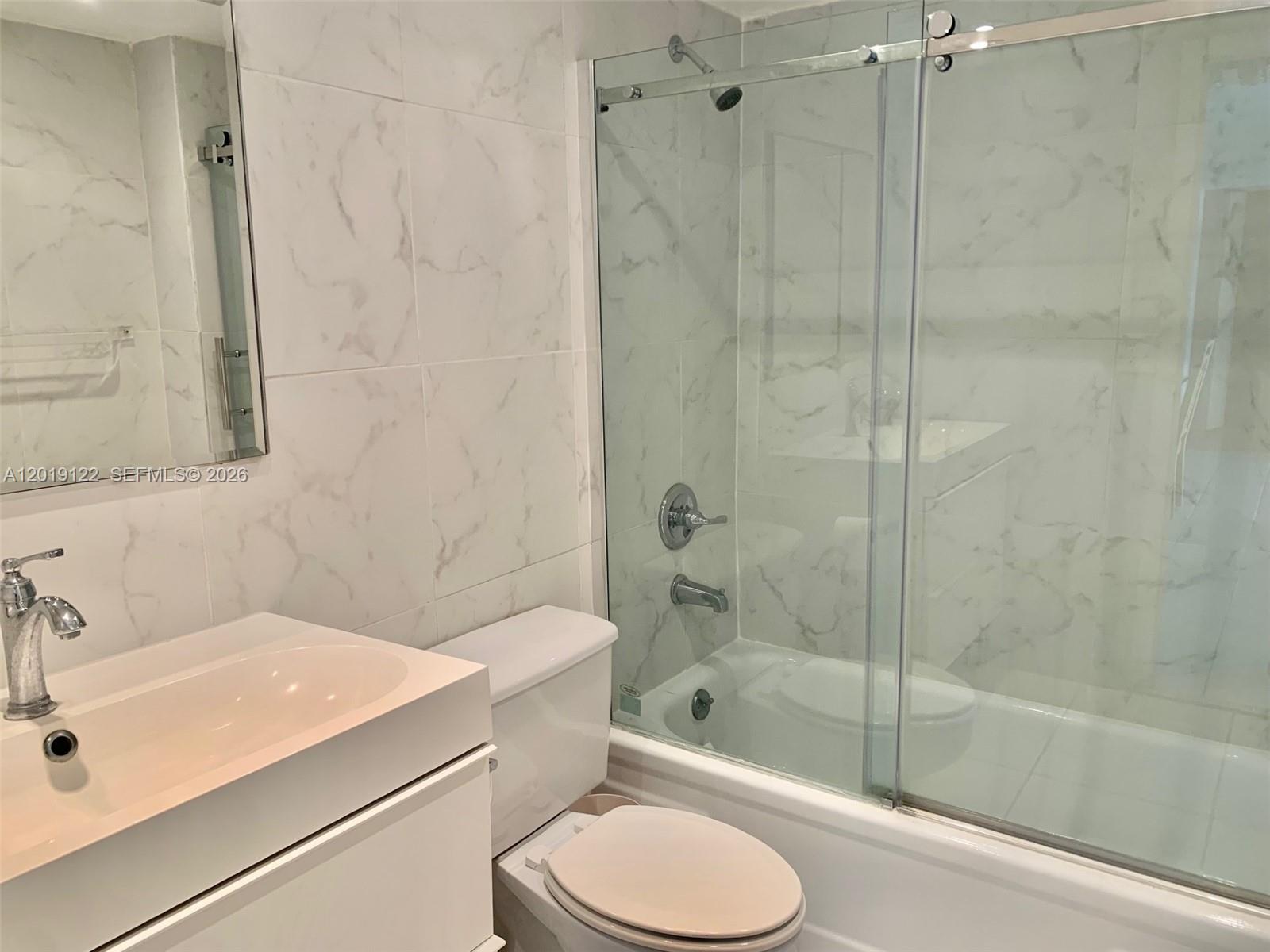 Photo of 1500 Ocean Dr  #17E, Hollywood, Florida, 33019 - 