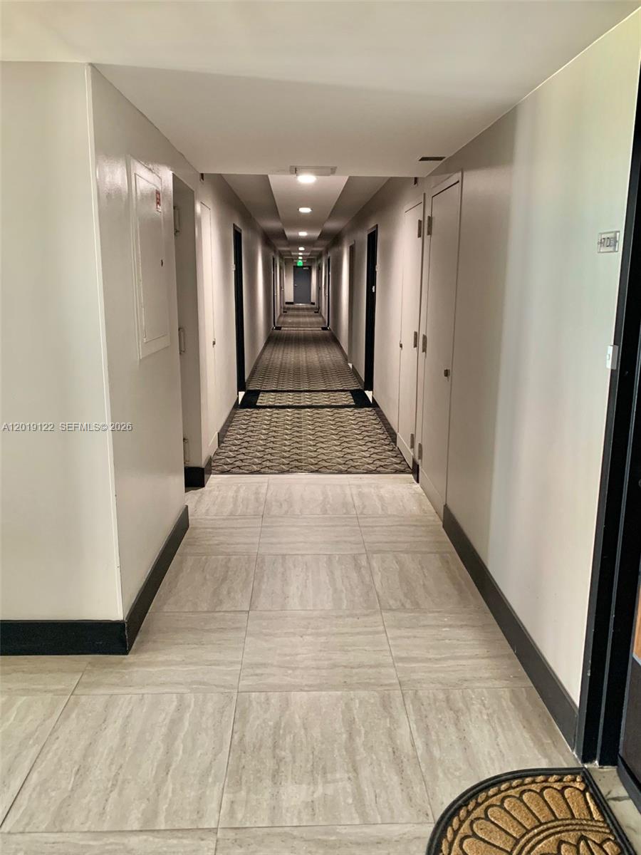 Photo of 1500 Ocean Dr  #17E, Hollywood, Florida, 33019 - 