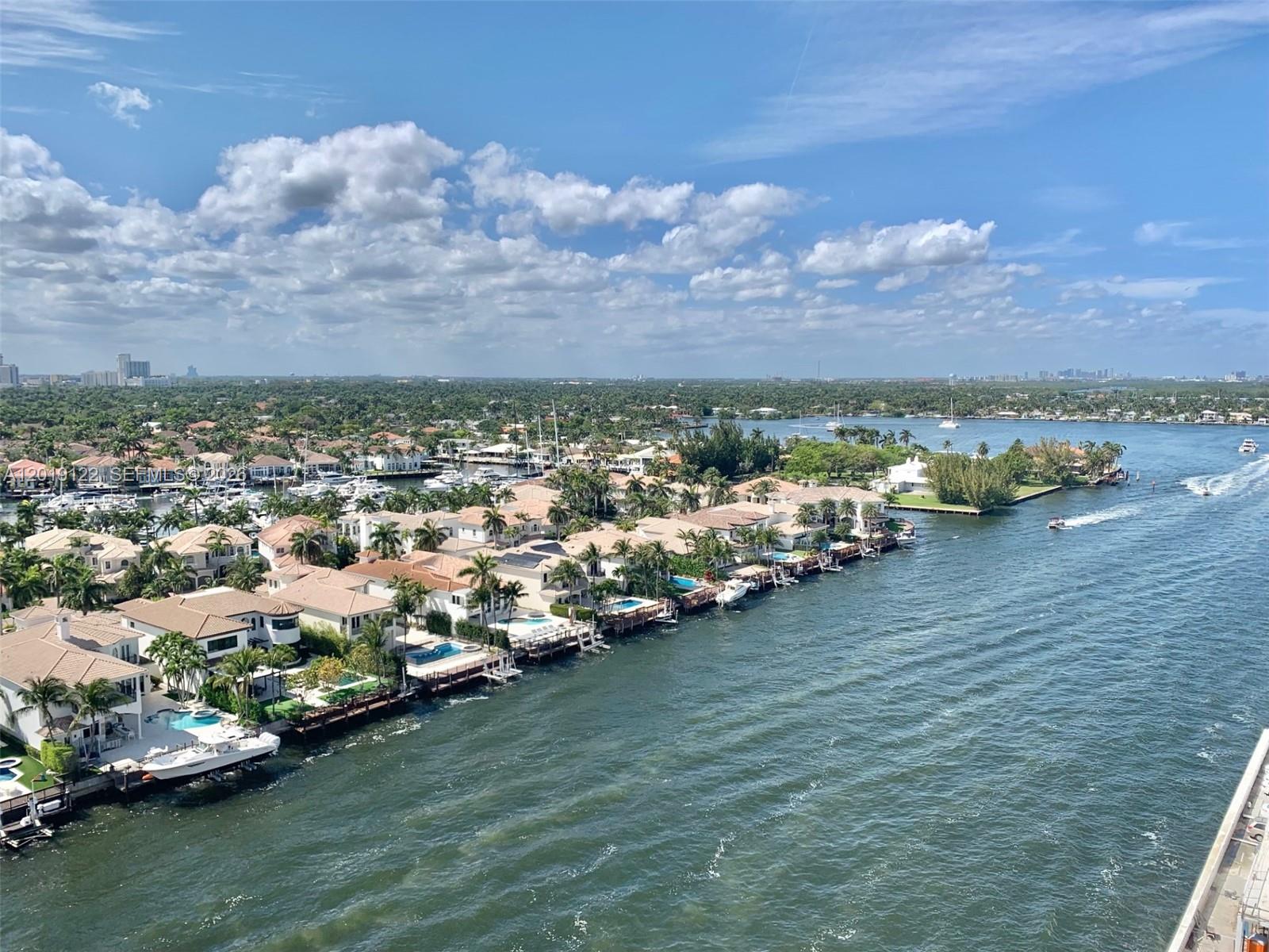 Photo of 1500 Ocean Dr  #17E, Hollywood, Florida, 33019 - 