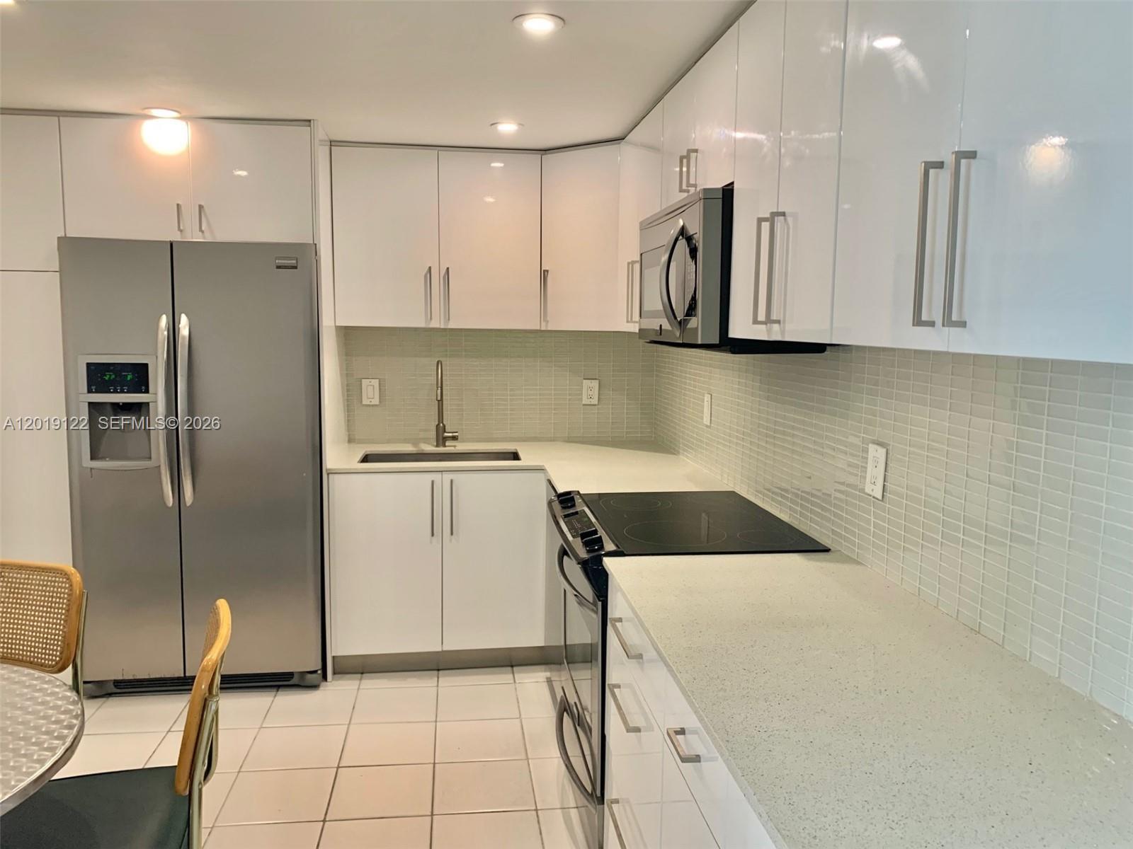 Photo of 1500 Ocean Dr  #17E, Hollywood, Florida, 33019 - 