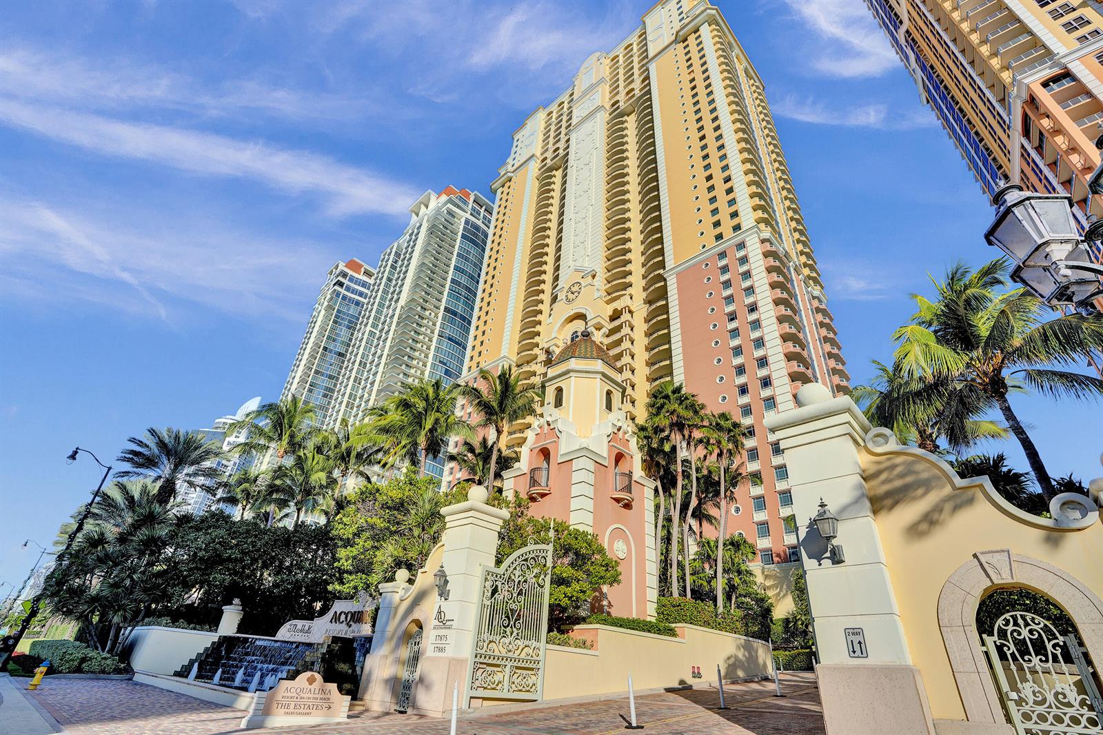 Подробнее Apt 3103 3 / 3 2031 кв.футов $ 2026-06-19 0 Фото