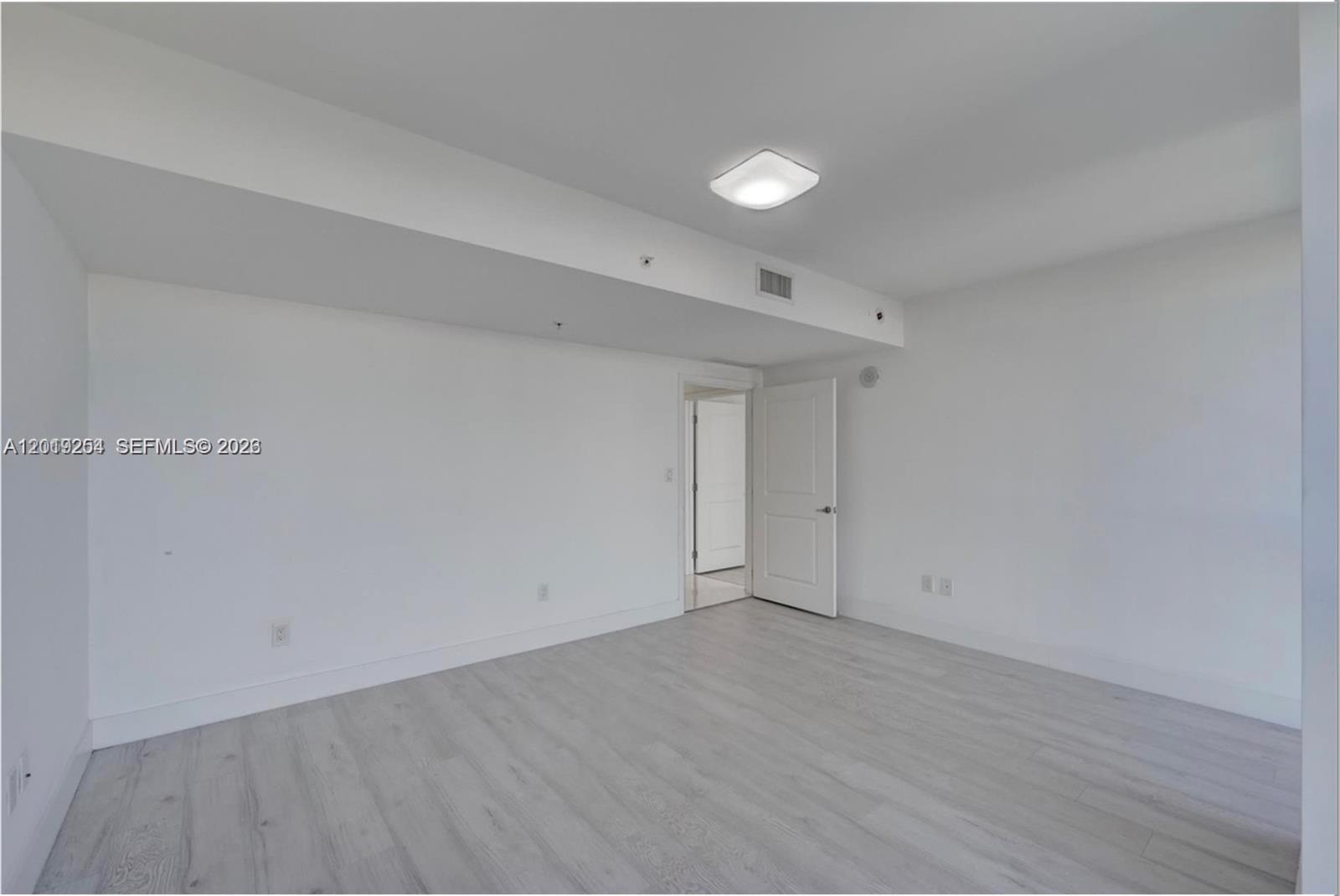 Photo of 400 Sunny Isles Blvd  #801, Sunny Isles Beach, Florida, 33160 - 