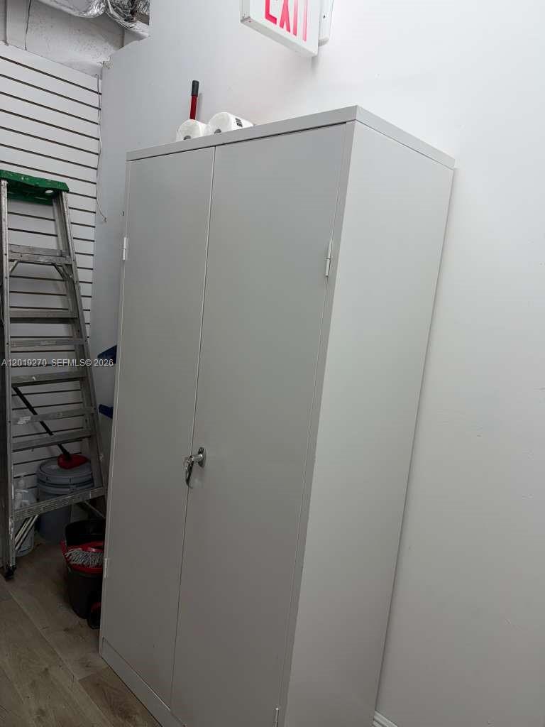   /   sq. ft. $ 2026-05-14 0 foto
