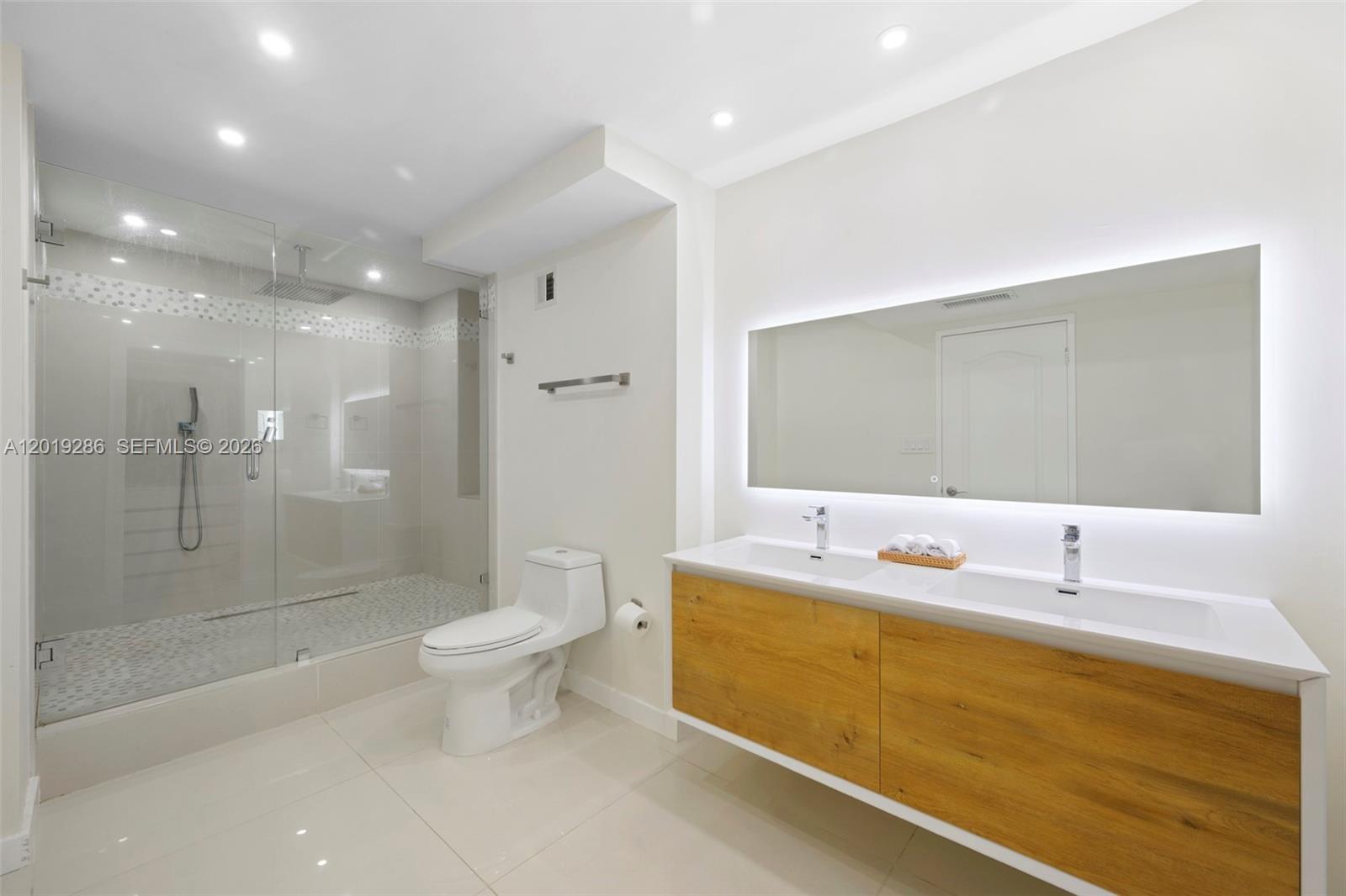 Photo of 500 Three Islands Blvd #206, Hallandale Beach, Florida, 33009 -