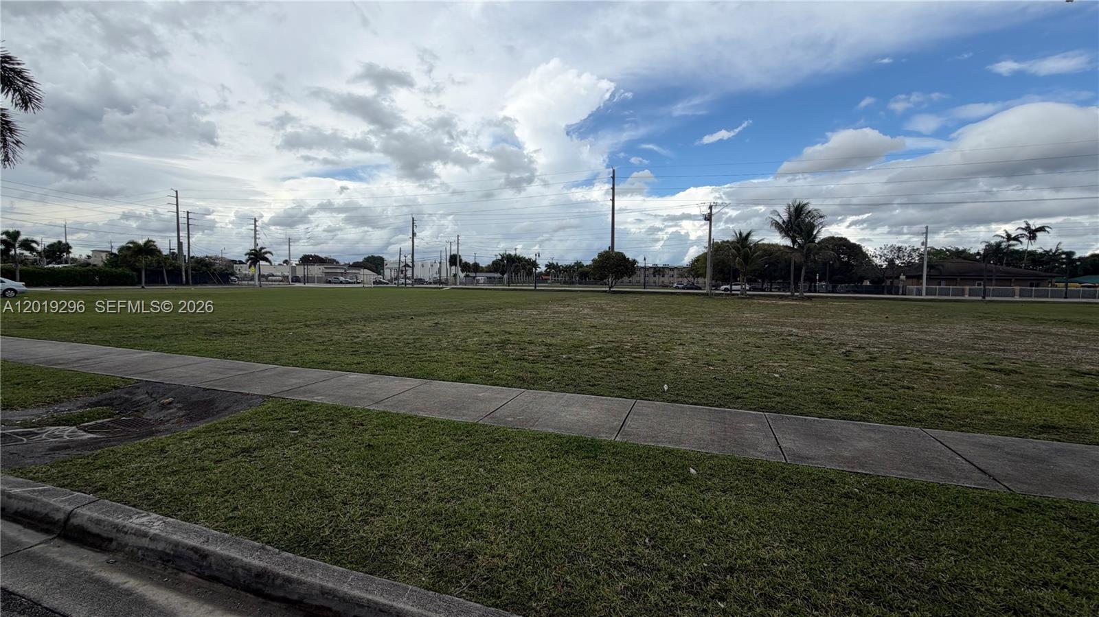   /   sq. ft. $ 2026-05-14 0 foto