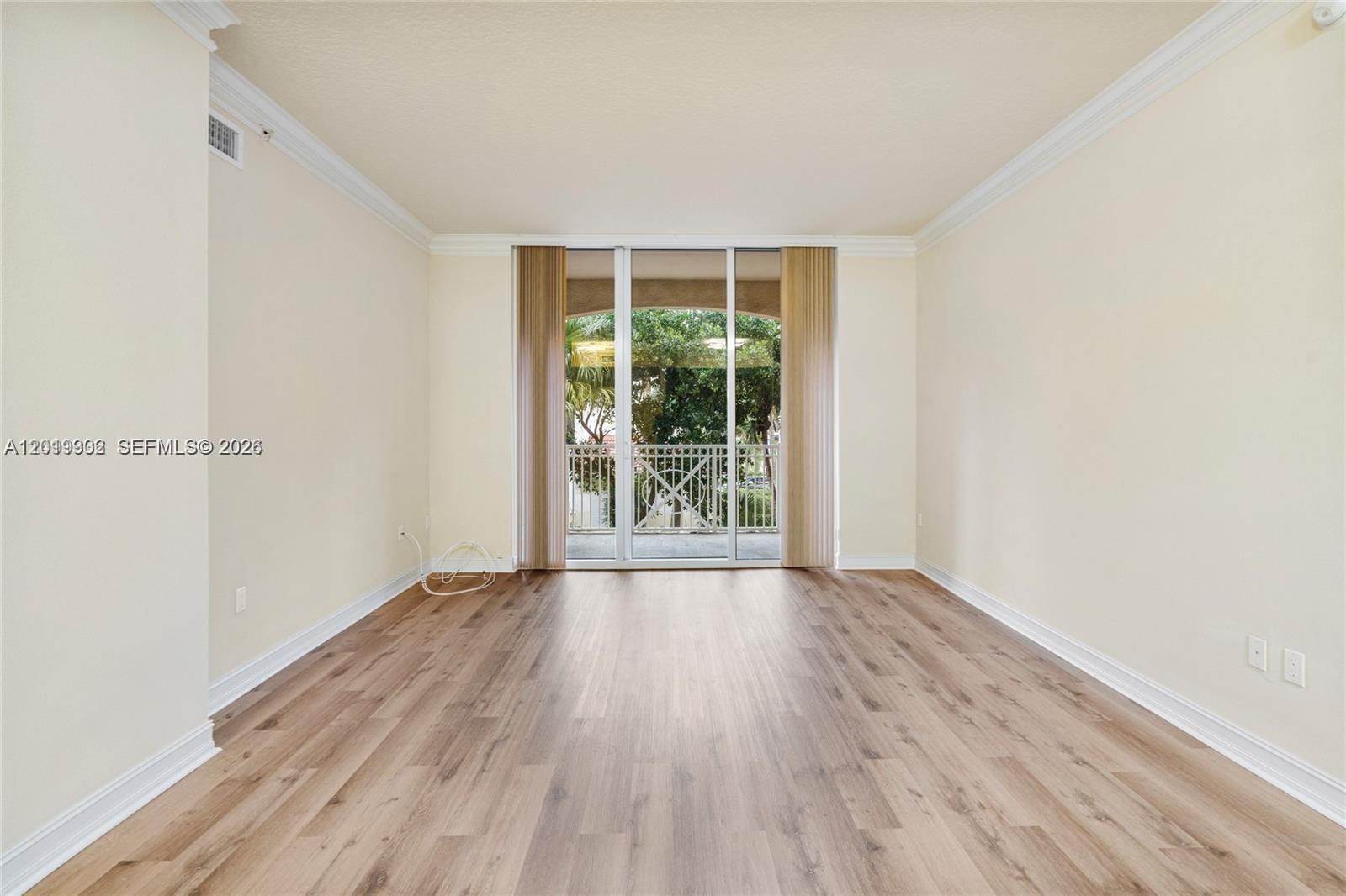 Photo of 3001 185th St  #219, Aventura, Florida, 33180 - 