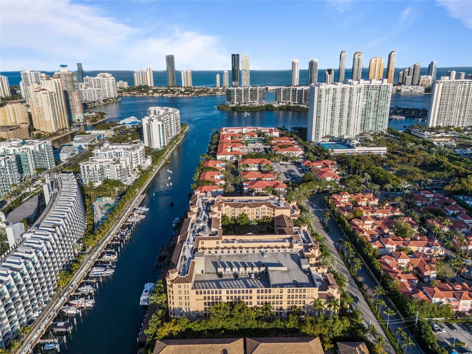 Photo of 3001 185th St  #219, Aventura, Florida, 33180 - 