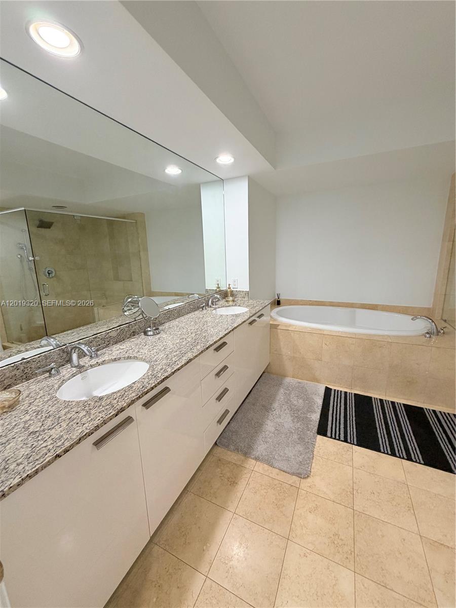 3002 3 / 3 1841 sq. ft. $ 2026-05-14 0 Photo