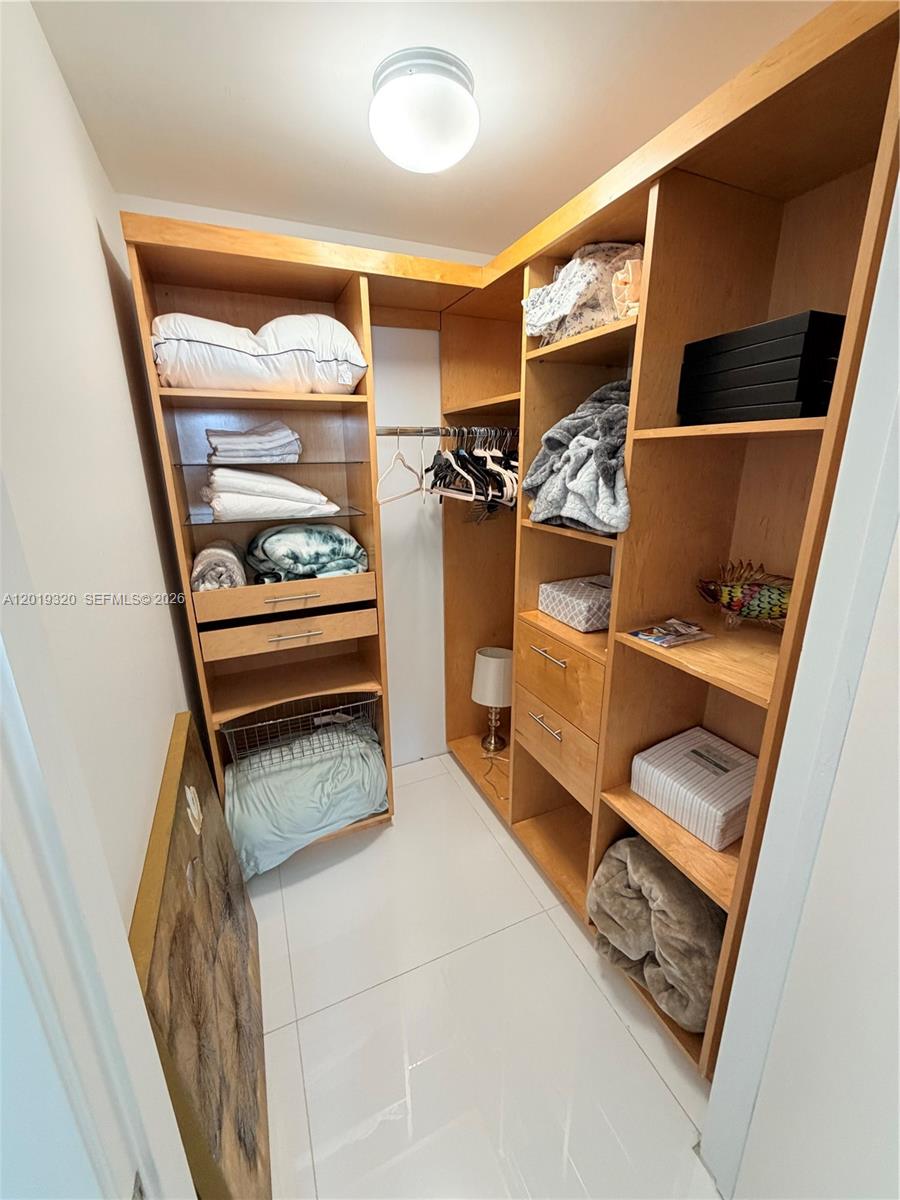 3002 3 / 3 1841 sq. ft. $ 2026-05-14 0 Photo