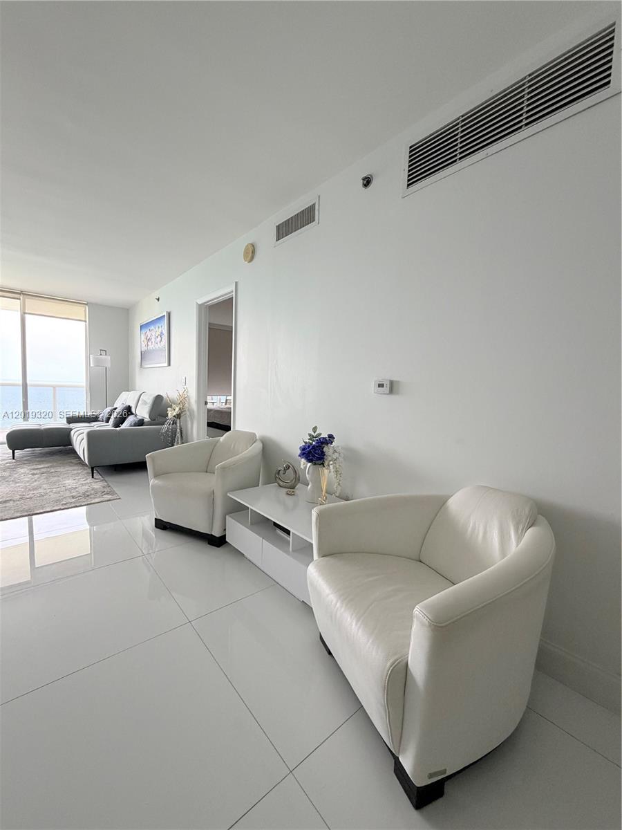 3002 3 / 3 1841 sq. ft. $ 2026-05-14 0 Photo