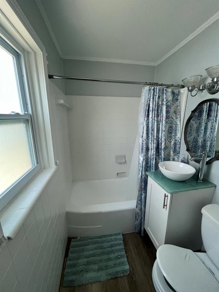   / 0 1170 sq. ft. $ 2026-06-22 0 foto