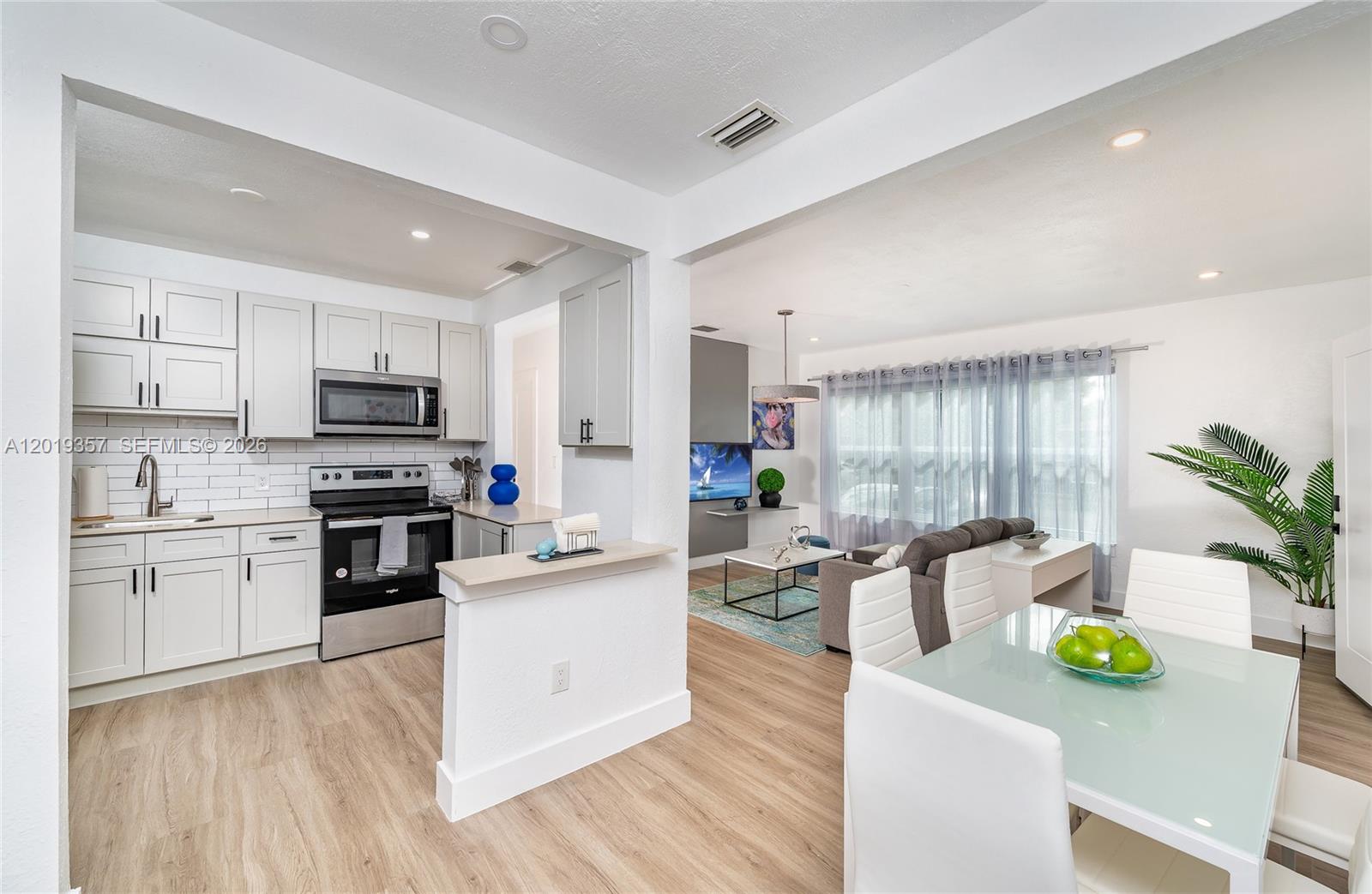 See details / 2244 sq. ft. $ 2026-05-14 0 Photo