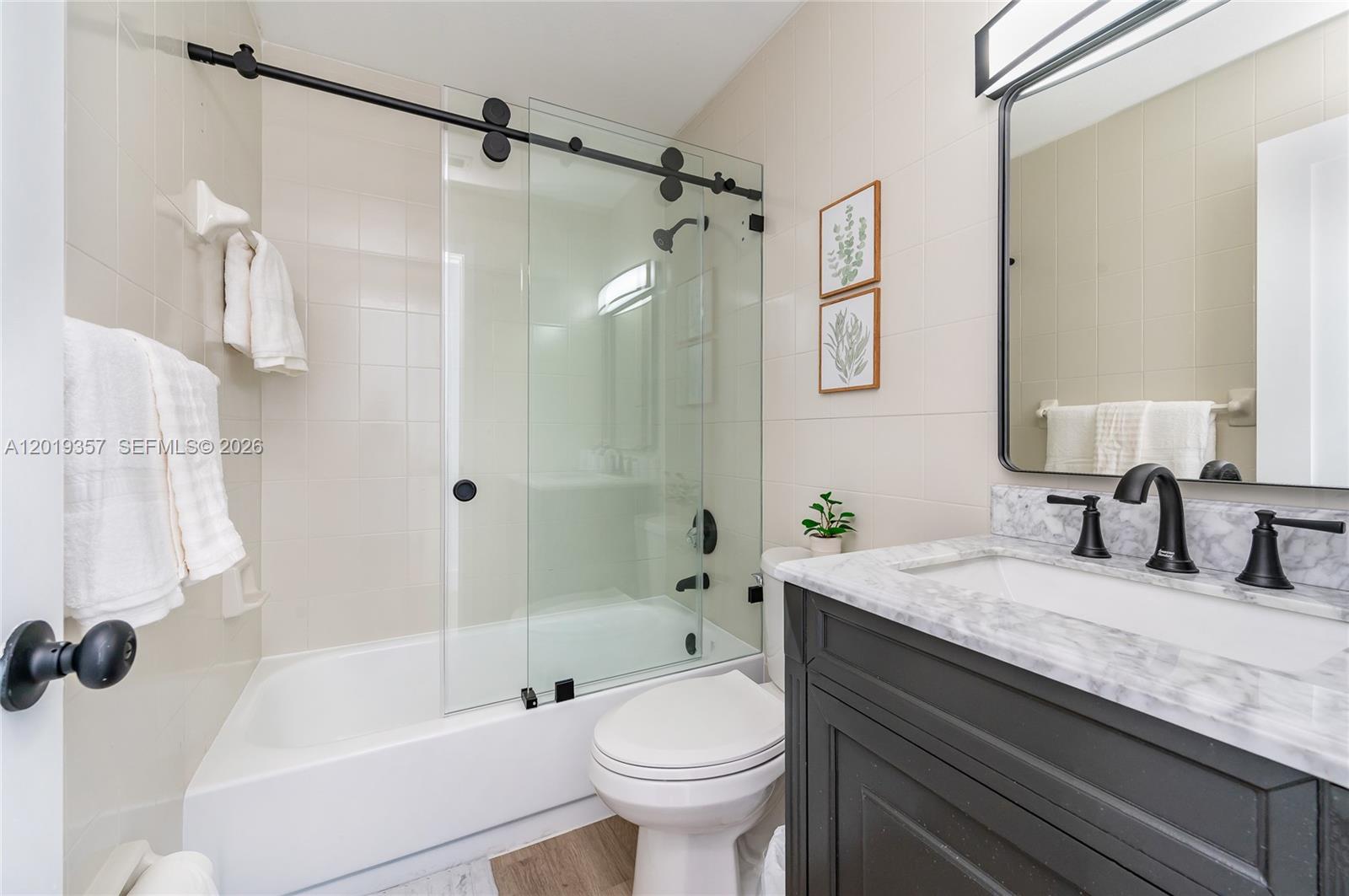 See details / 2244 sq. ft. $ 2026-05-14 0 Photo