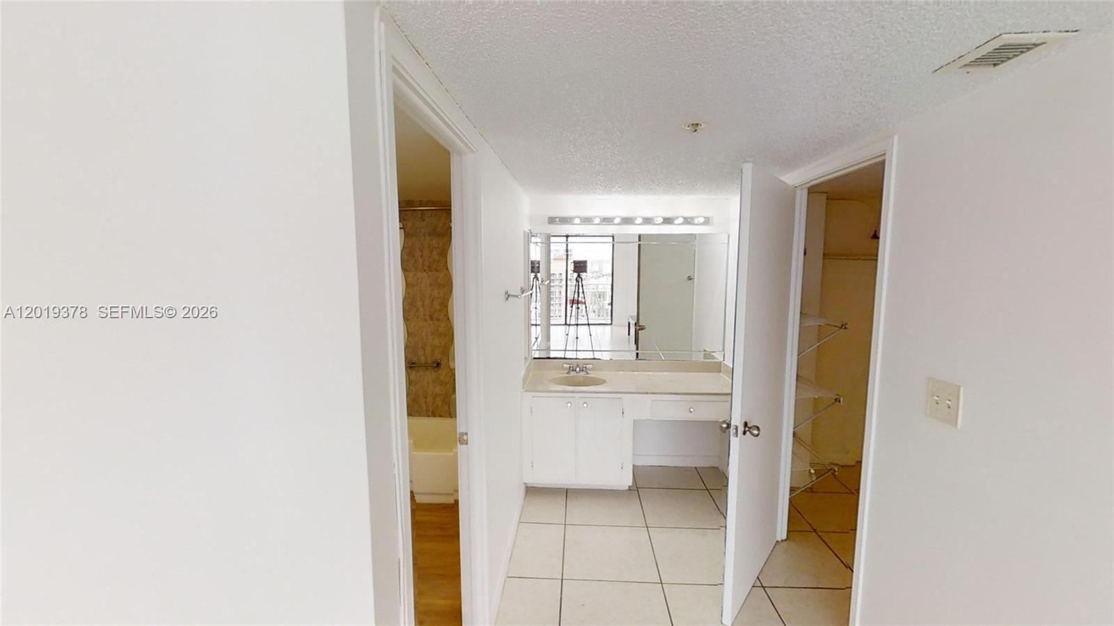 See details 1918 2 / 2 1507 sq. ft. $ 2026-05-14 0 Photo