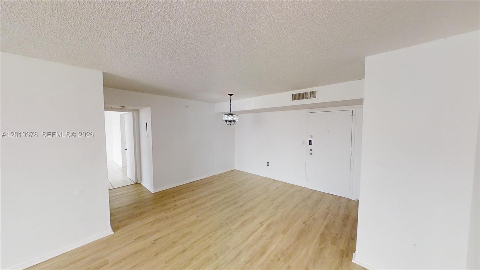 See details 1918 2 / 2 1507 sq. ft. $ 2026-05-14 0 Photo