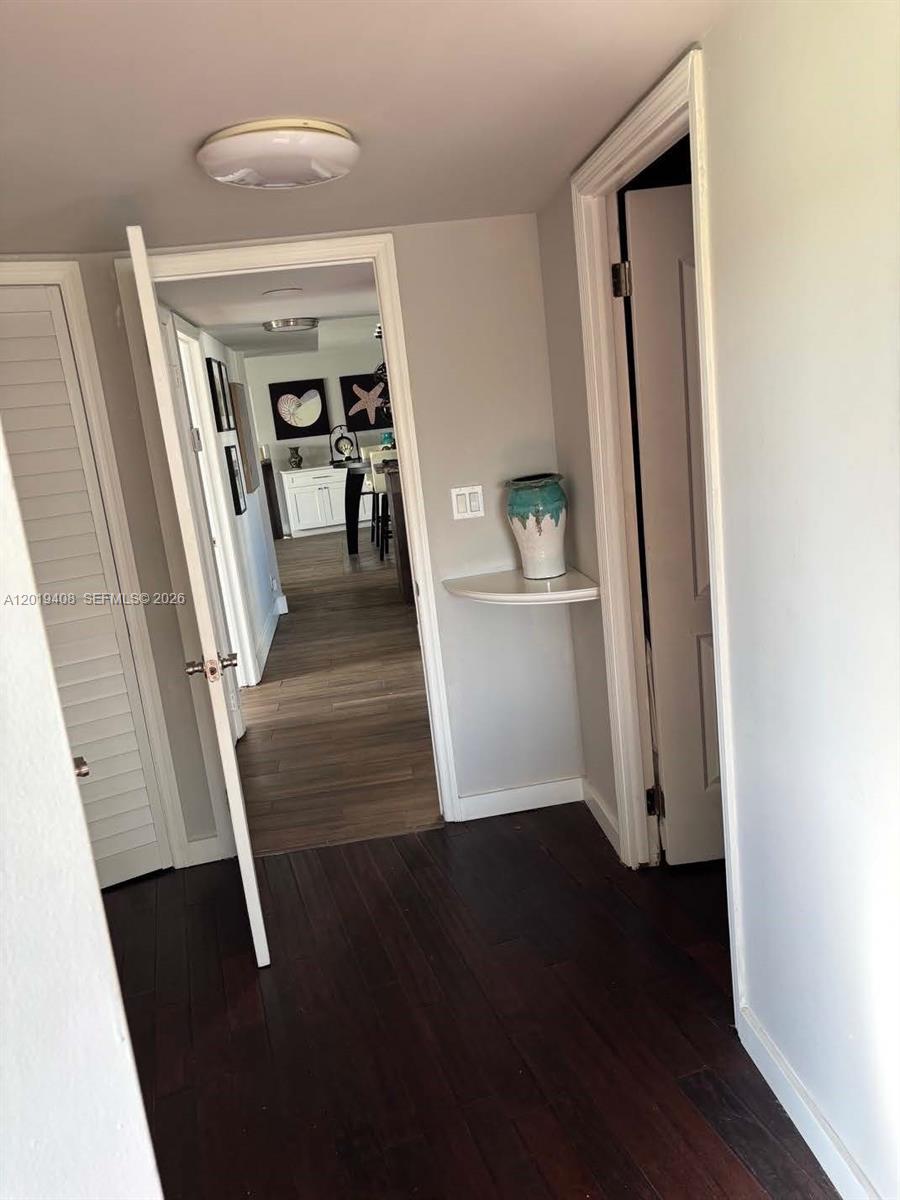 Ver detalles 301 2 / 2 1473 sq. ft. $ 2026-05-14 0 foto