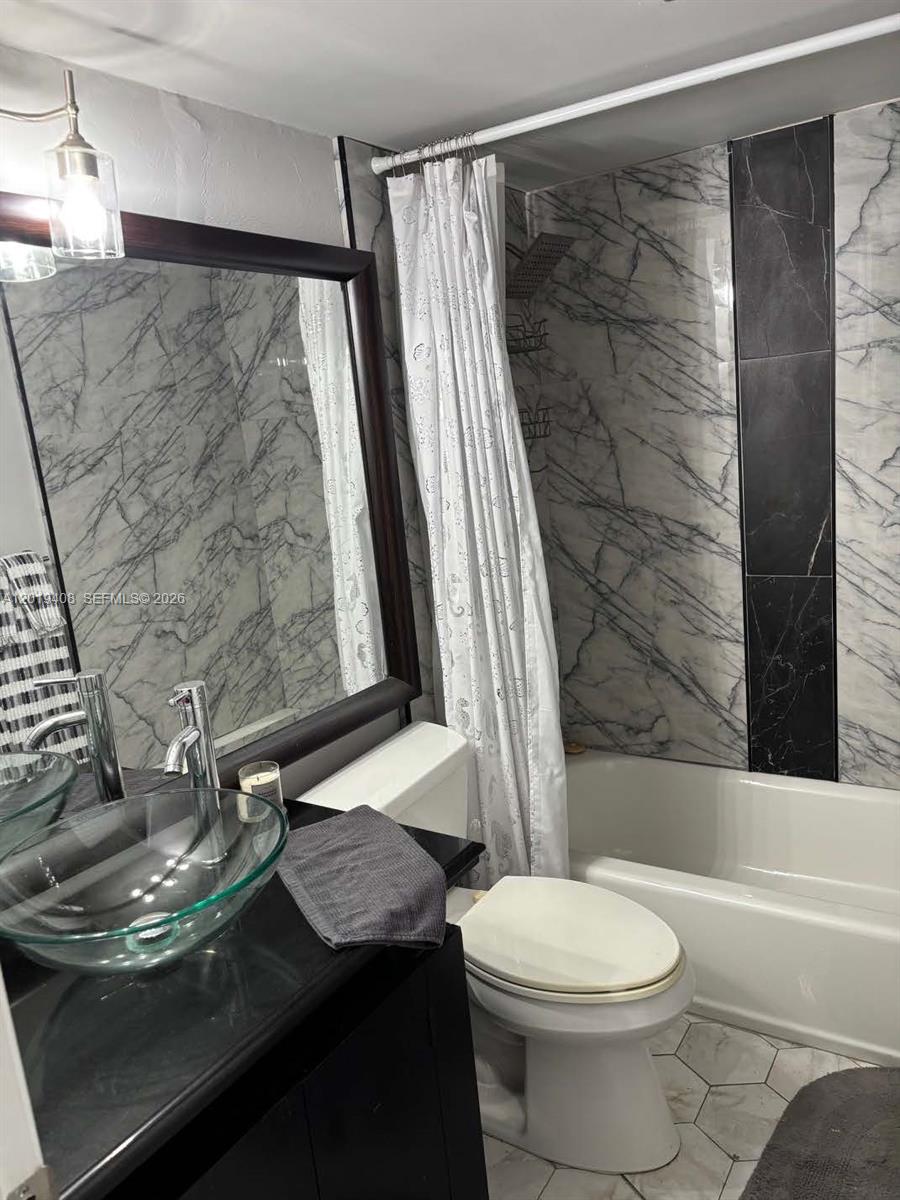 Ver detalles 301 2 / 2 1473 sq. ft. $ 2026-05-14 0 foto