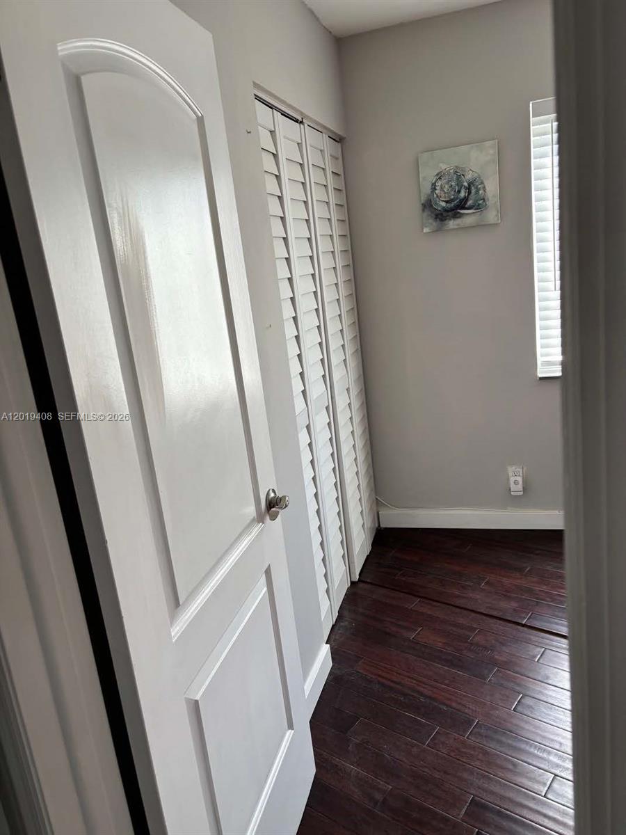 Ver detalles 301 2 / 2 1473 sq. ft. $ 2026-05-14 0 foto