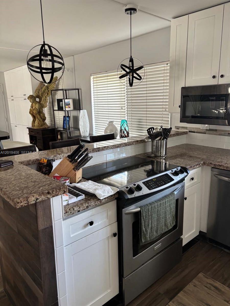 Ver detalles 301 2 / 2 1473 sq. ft. $ 2026-05-14 0 foto