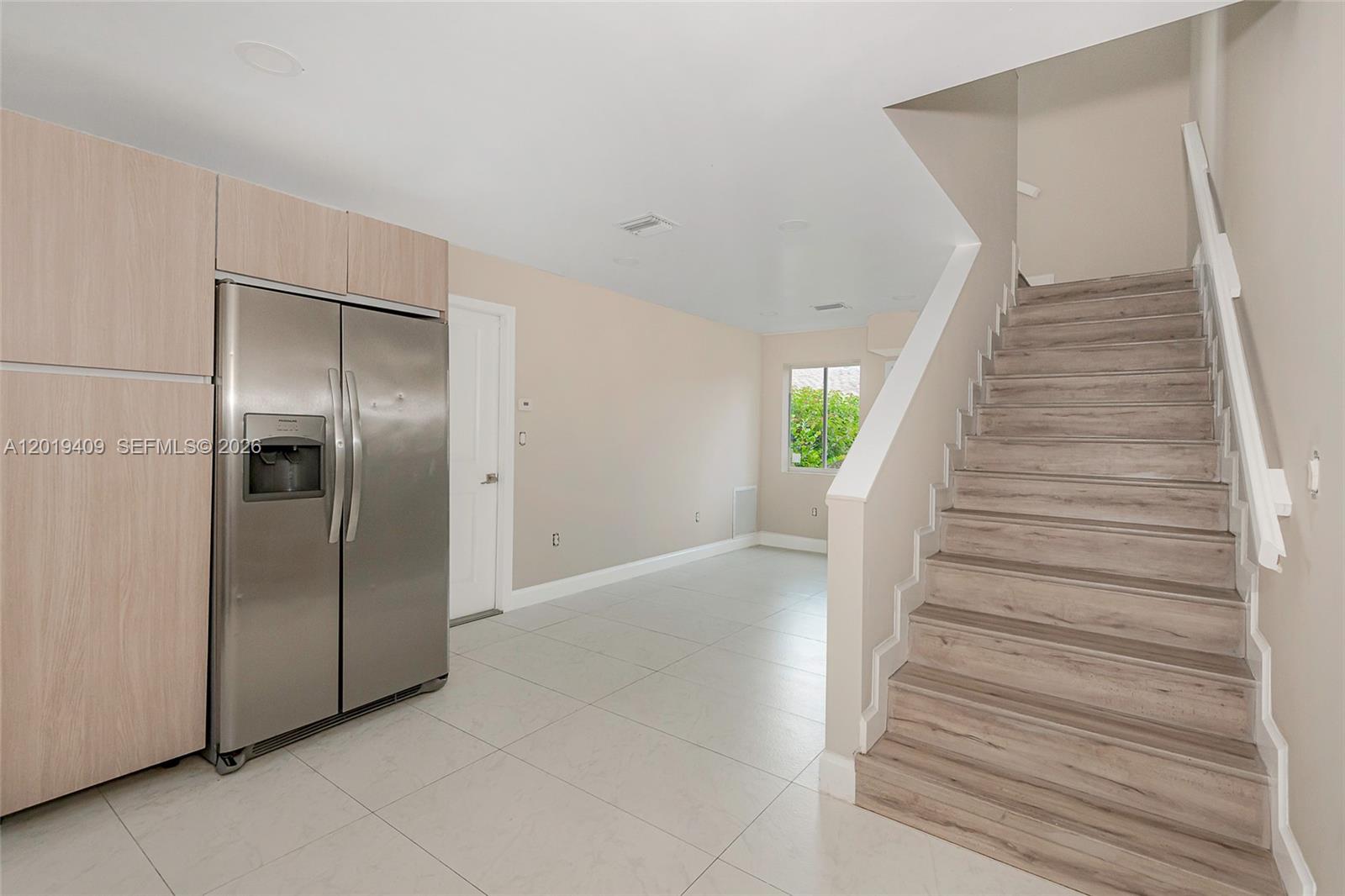   /  1032 sq. ft. $ 2026-05-19 0 Photo
