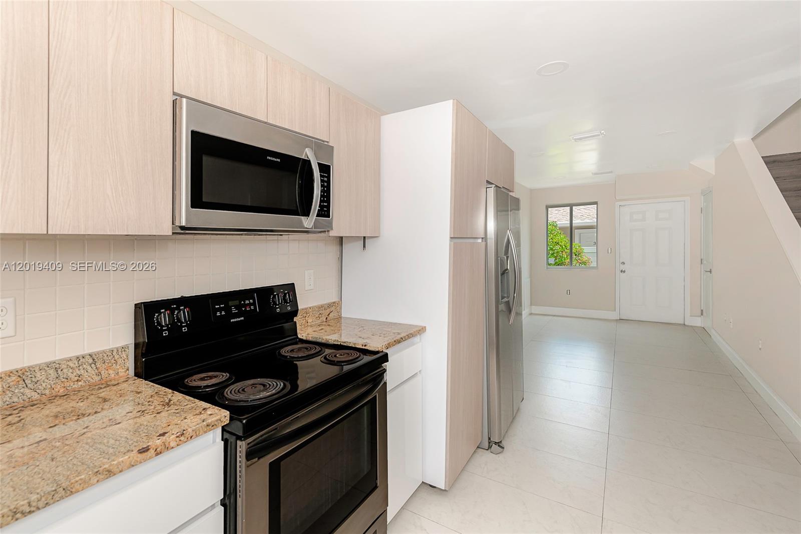   /  1032 sq. ft. $ 2026-05-19 0 Photo
