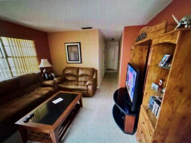   /  2040 sq. ft. $ 2026-05-14 0 Photo