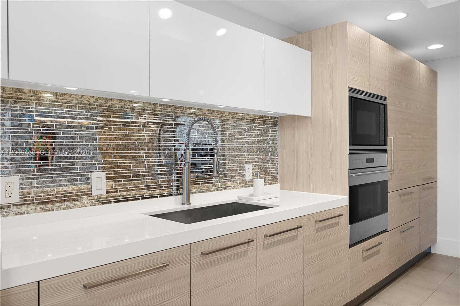 Photo of 17111 Biscayne Blvd  #1406, North Miami Beach, Florida, 33160 - 