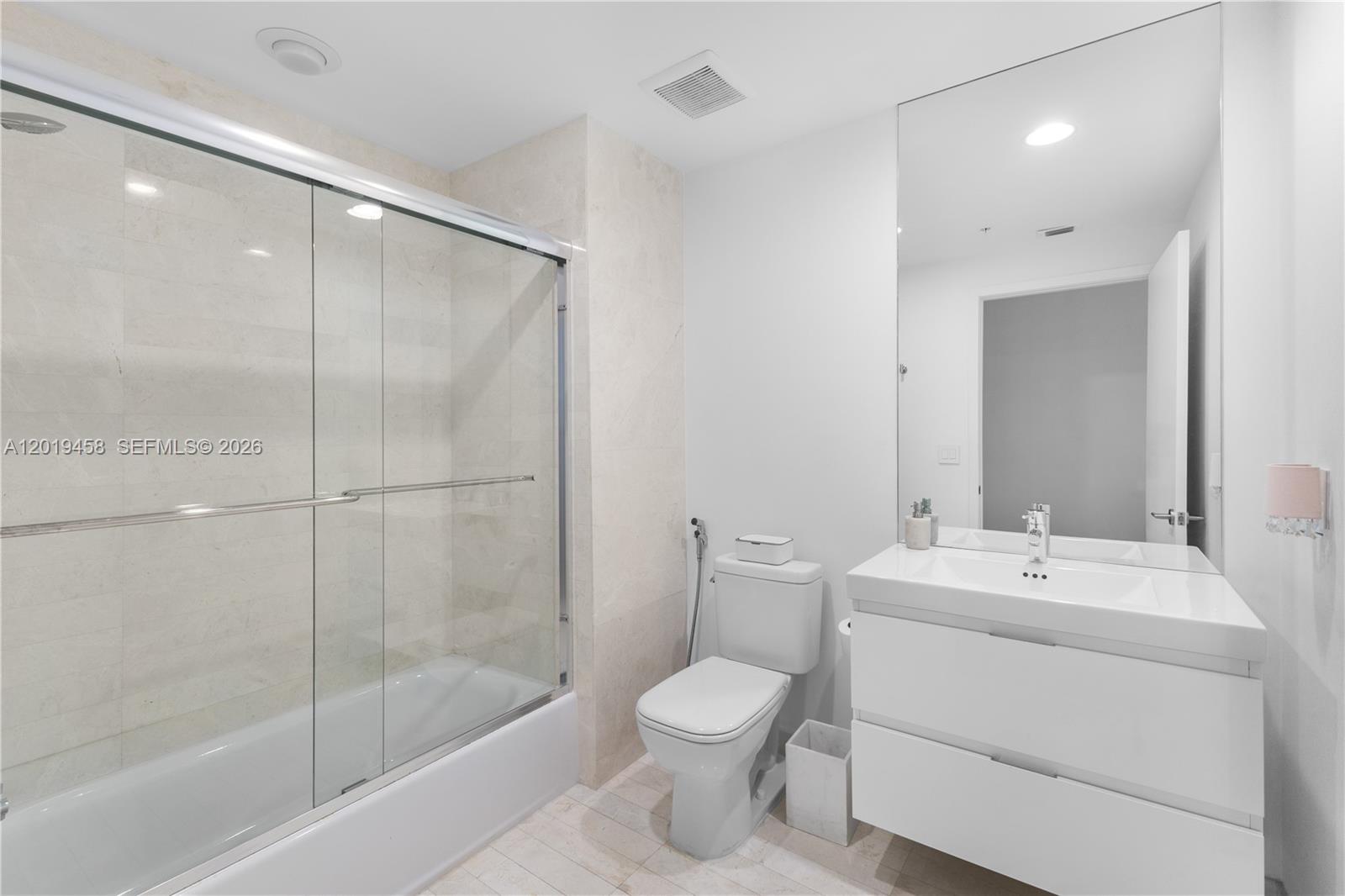 Photo of 17111 Biscayne Blvd  #1406, North Miami Beach, Florida, 33160 - 
