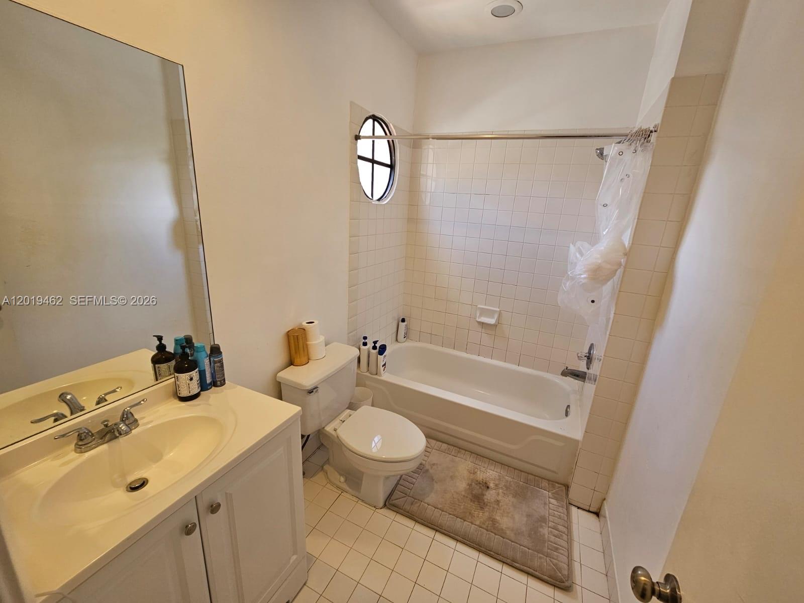 Photo of 21394 Marina Cove Cir (21394), Aventura, Florida, 33180 - Bedroom 3