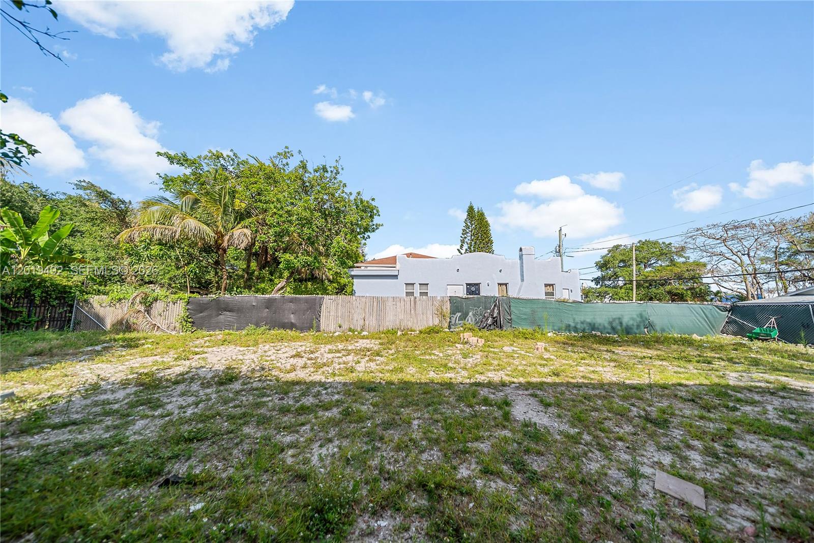   /   sq. ft. $ 2026-05-14 0 foto