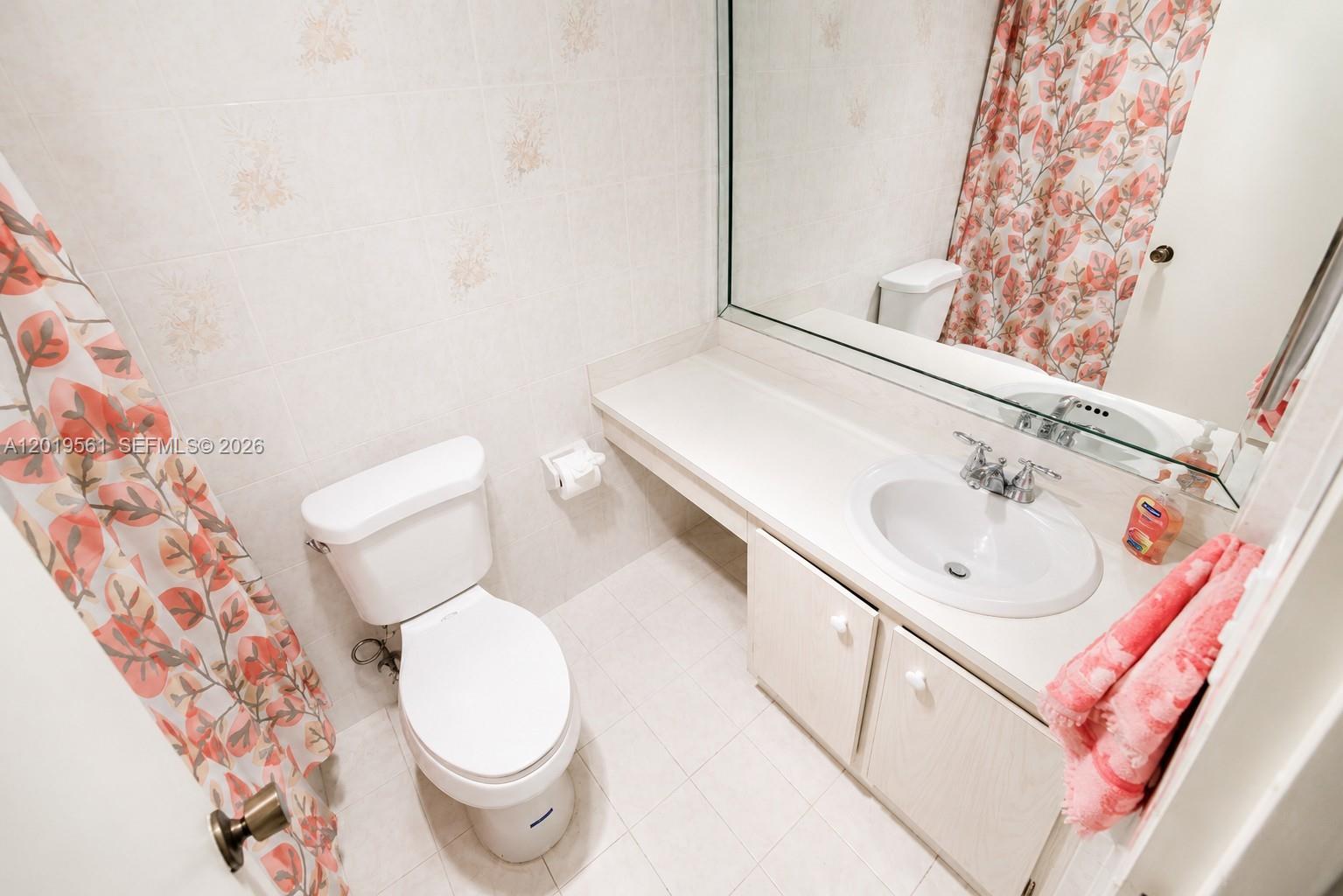 See details 1916 2 / 2 1276 sq. ft. $ 2026-05-15 0 Photo