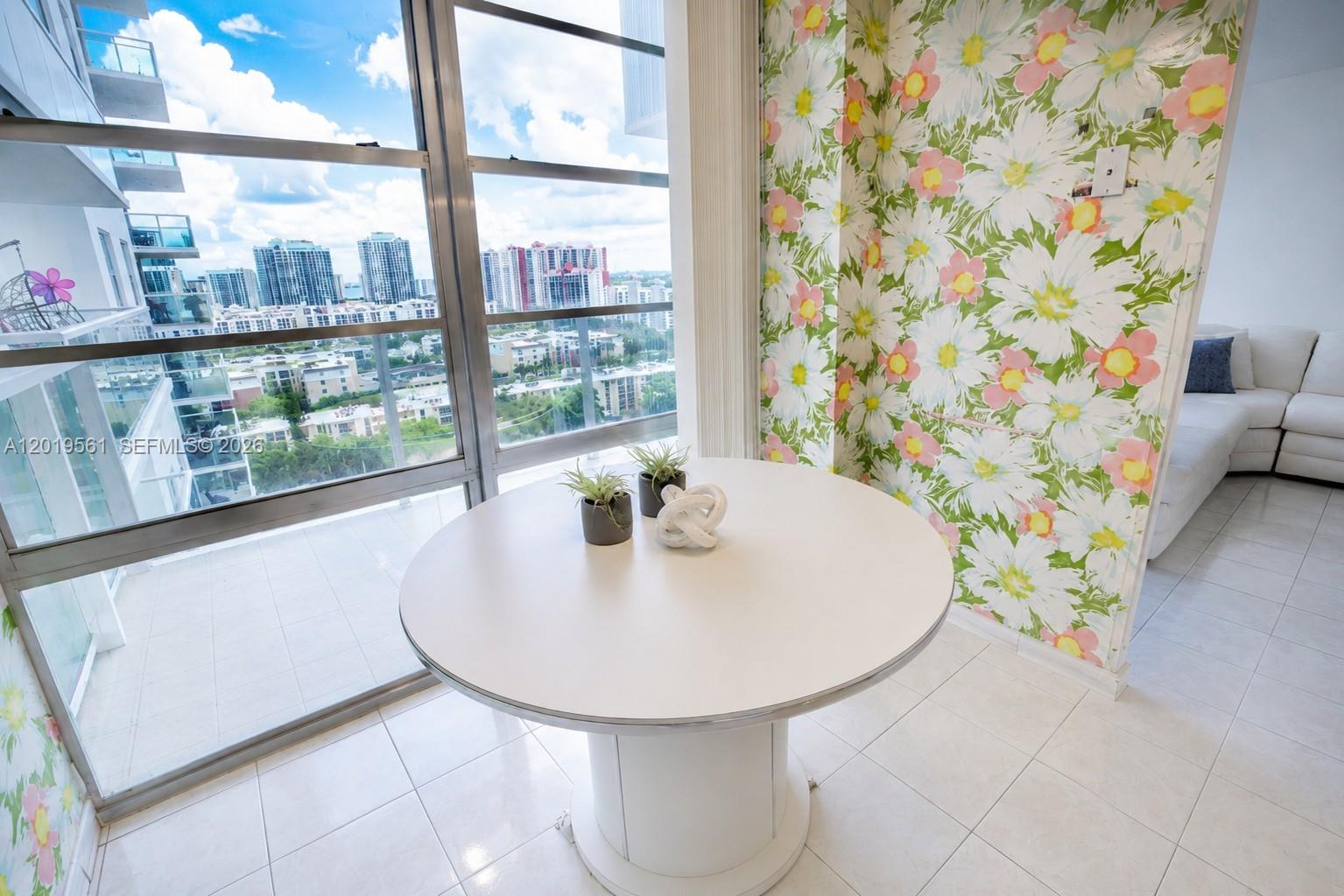 See details 1916 2 / 2 1276 sq. ft. $ 2026-05-15 0 Photo