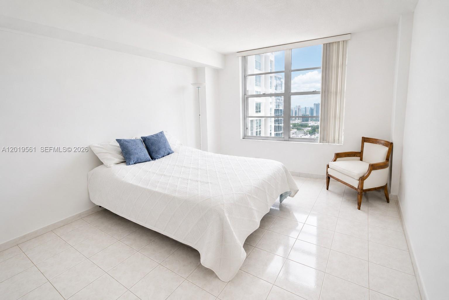 See details 1916 2 / 2 1276 sq. ft. $ 2026-05-15 0 Photo