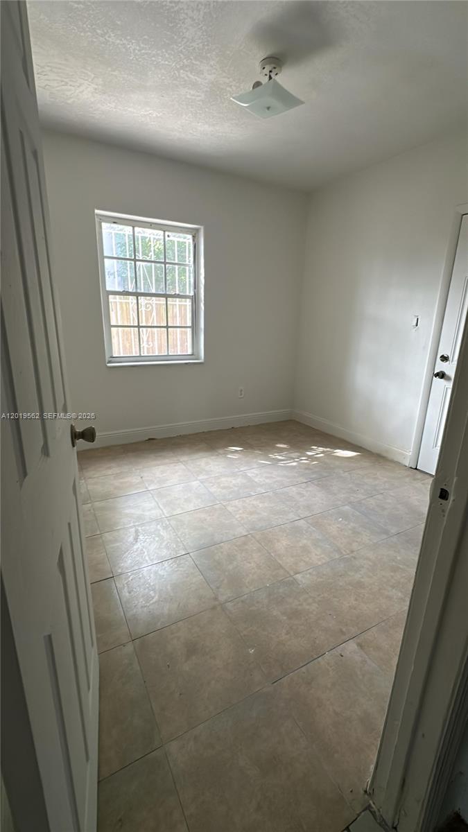   /  1052 sq. ft. $ 2026-06-01 0 Photo