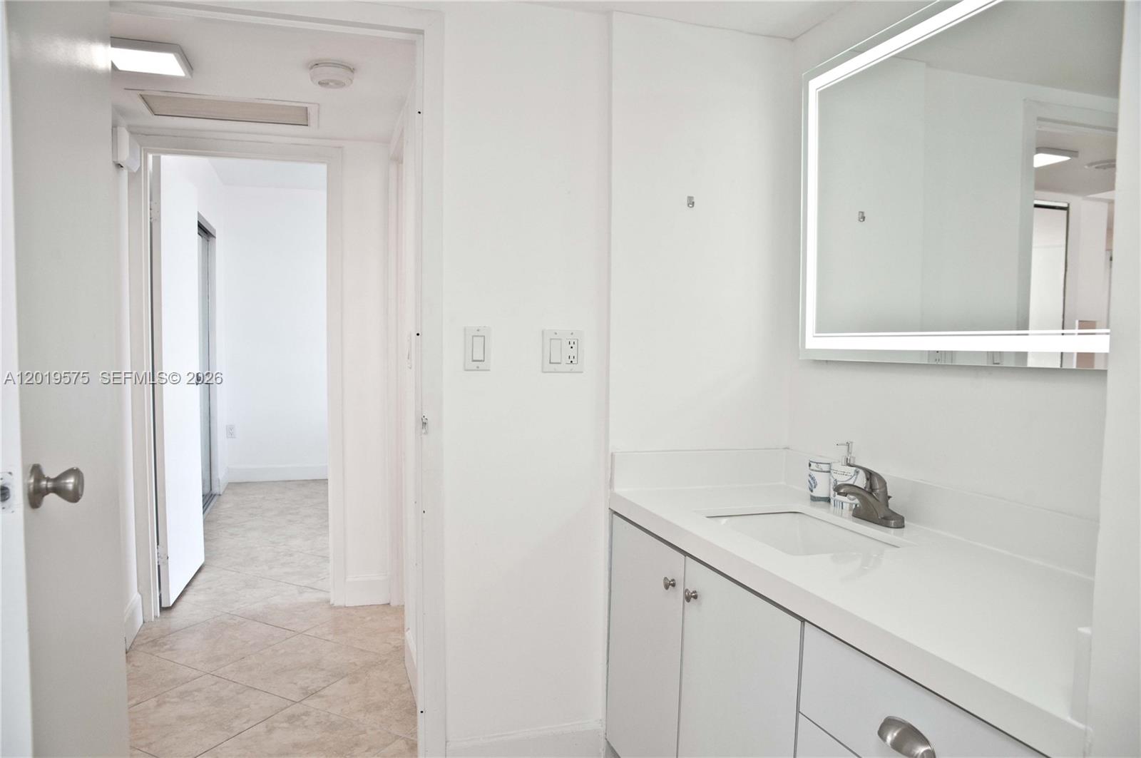 Photo of 3675 Country Club Dr #1903, Aventura, Florida, 33180 -