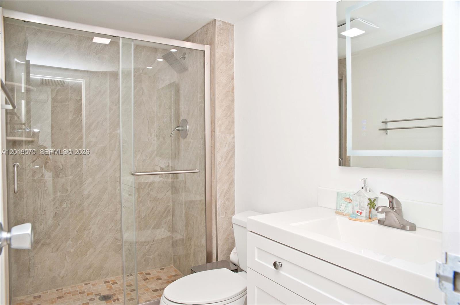 Photo of 3675 Country Club Dr #1903, Aventura, Florida, 33180 -