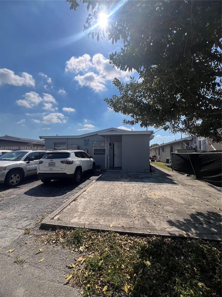   /  1931 sq. ft. $ 2026-05-15 0 Photo